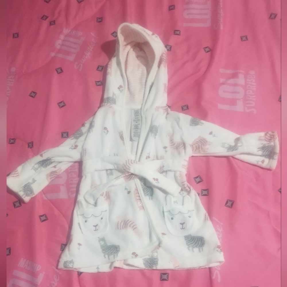Baby girl bath robe size 0 to 9 months